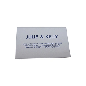 luxury custom gold stamping hang tags with logo Design fashion garment paper hang tag embossed clothing swing tag with string
