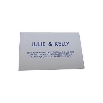 luxury custom gold stamping hang tags with logo Design fashion garment paper hang tag embossed clothing swing tag with string
